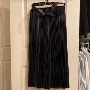 Zara faux leather pleated skirt